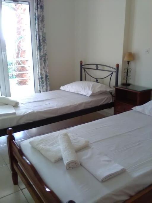 Akrata Rose Garden Apartments I Paralia Akratas Extérieur photo