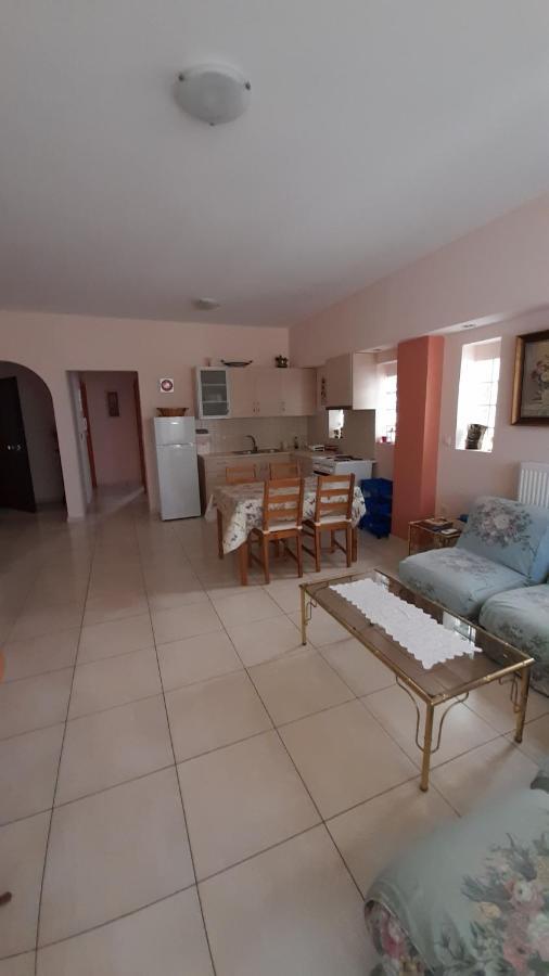 Akrata Rose Garden Apartments I Paralia Akratas Extérieur photo